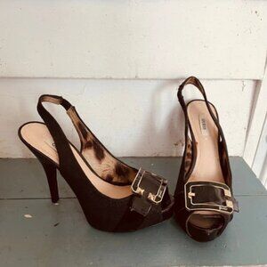 Zapatos negros guess